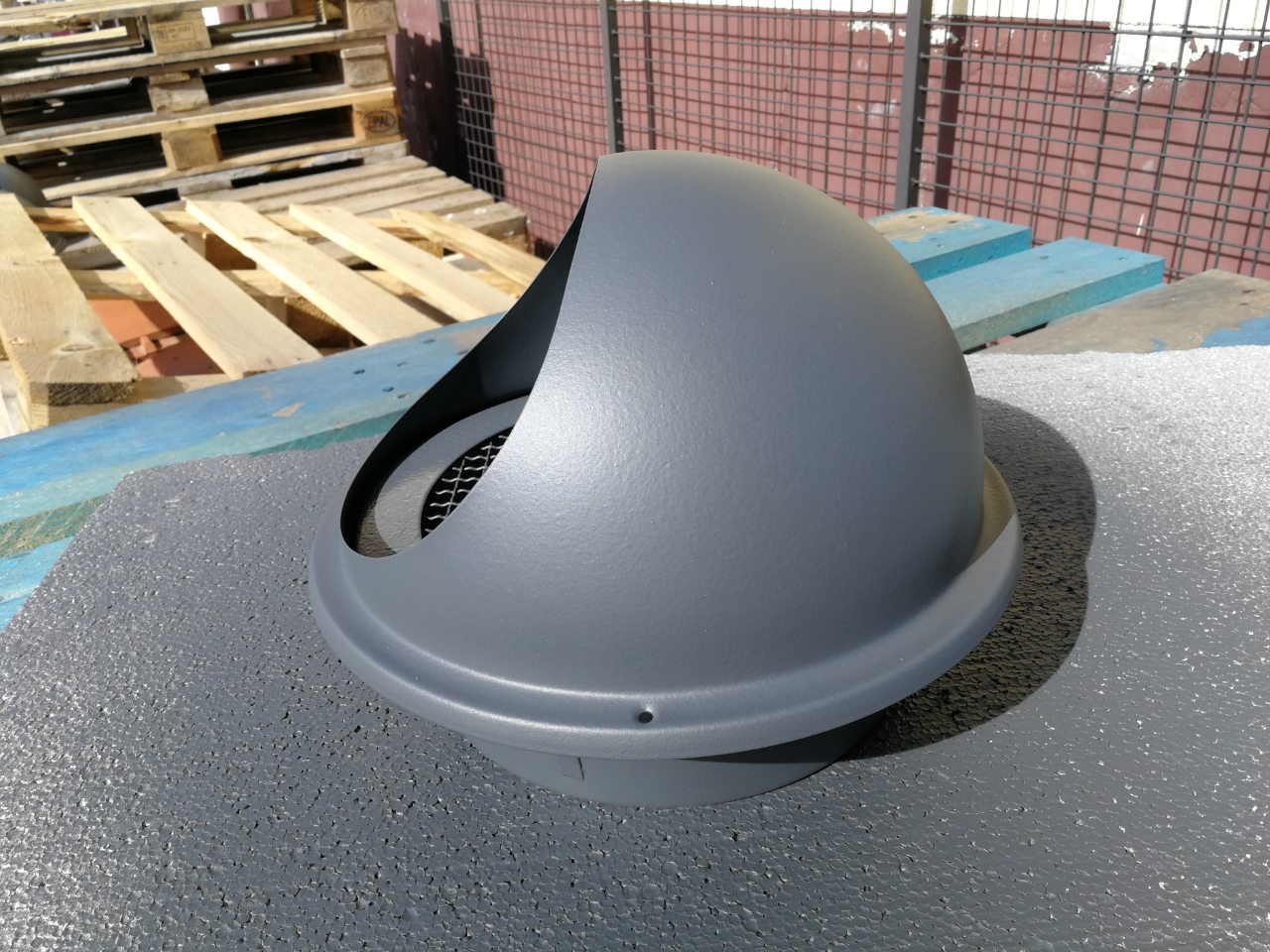Universal Rubber Paint – Black - Durable, Waterproof & Flexible Coating for All Surfaces